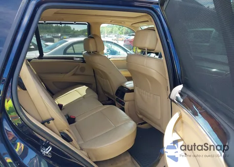 2009 BMW X5 xDrive30I z USA, uszkodzony, nr VIN 5UXFE43519L272111